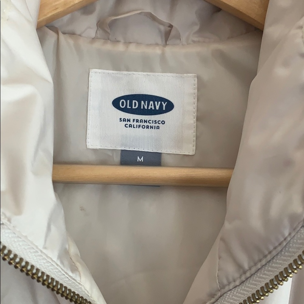Old Navy Quilted Vest! - Picture 2 of 3